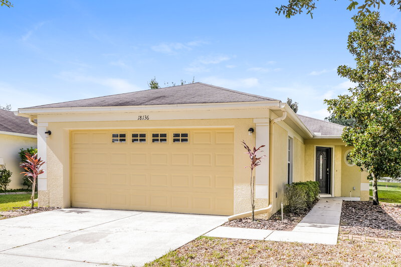 1,890/Mo, 18136 Cypress Bay Pkwy Land O Lakes, FL 34638 External View