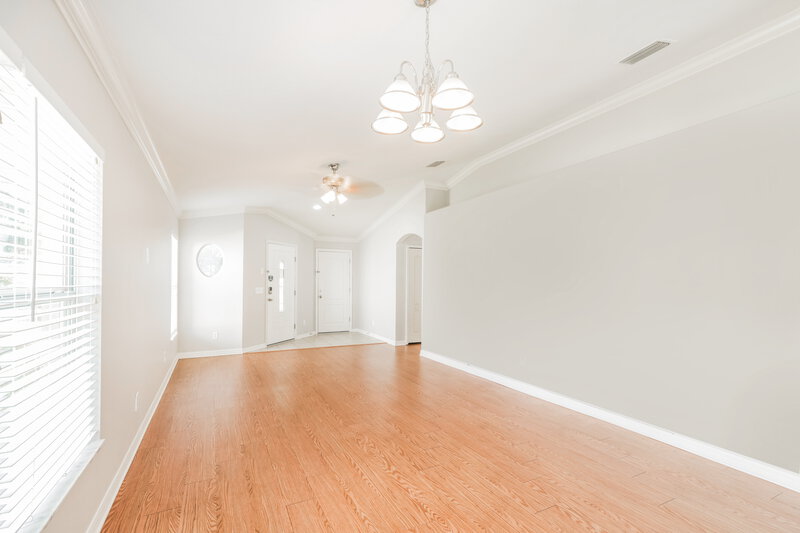1,890/Mo, 18136 Cypress Bay Pkwy Land O Lakes, FL 34638 Dining Room View 2