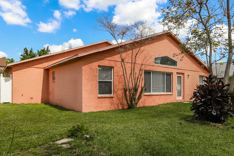 1,970/Mo, 543 Emerald Cove Loop Lakeland, FL 33813 Rear View 2