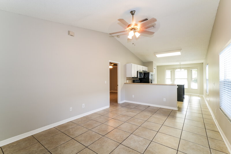 1,950/Mo, 4313 Longshore Dr Land O Lakes, FL 34639 Living Room View