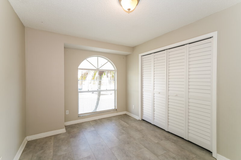 1,950/Mo, 4313 Longshore Dr Land O Lakes, FL 34639 Bedroom View