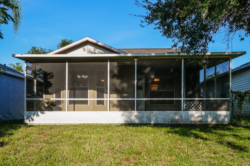 1,950/Mo, 4313 Longshore Dr Land O Lakes, FL 34639 Rear View
