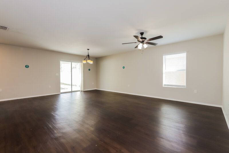 2,060/Mo, 11211 Running Pine Dr Riverview, FL 33569 Living Room View 2