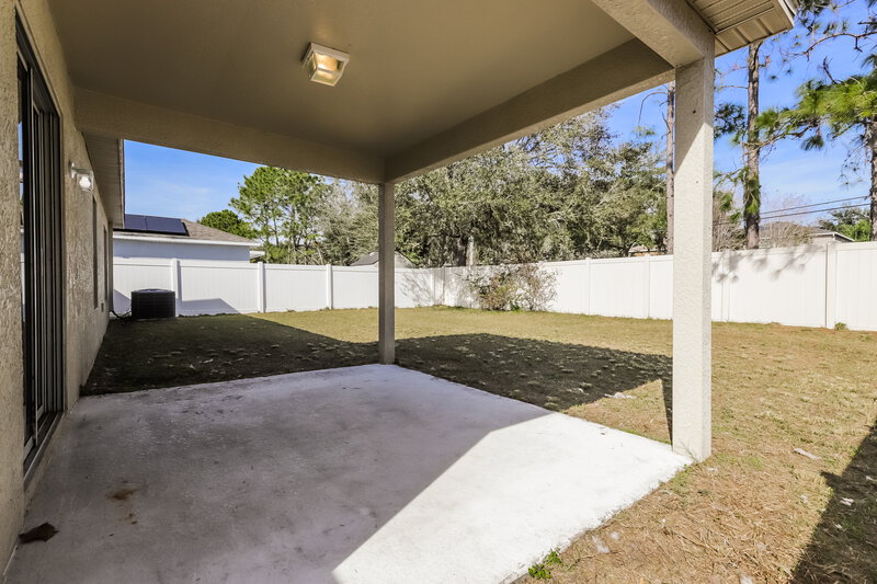2,060/Mo, 11211 Running Pine Dr Riverview, FL 33569 Rear View