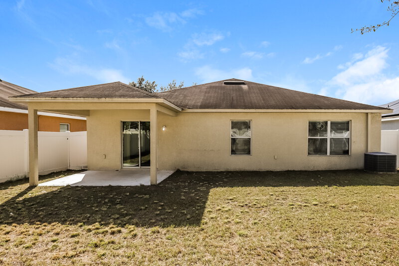 2,060/Mo, 11211 Running Pine Dr Riverview, FL 33569 Rear View 2