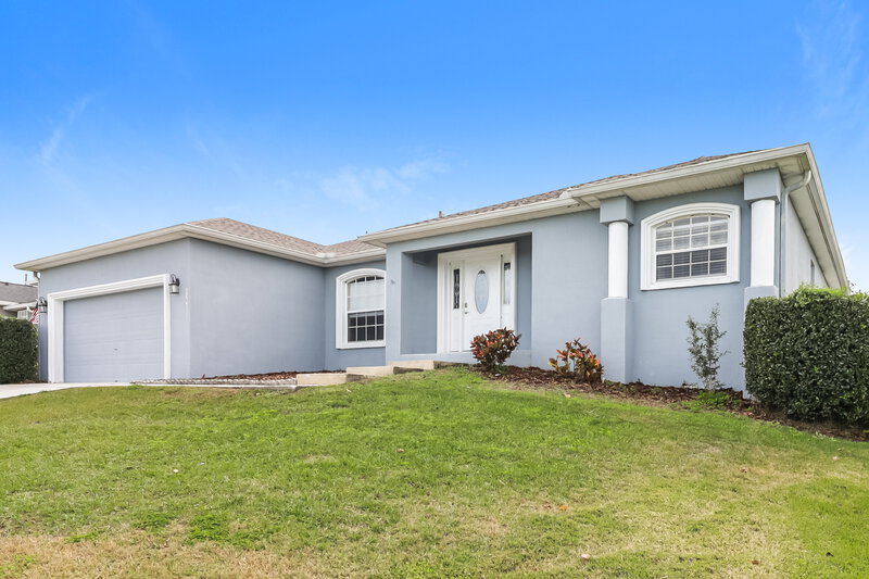 2,195/Mo, 8834 Pebblebrooke Dr Lakeland, FL 33810 Front View