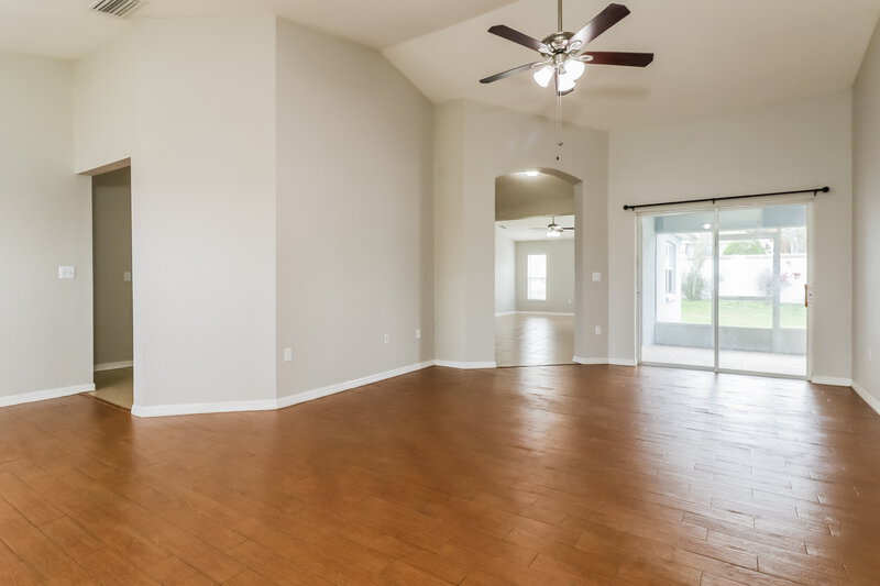 2,195/Mo, 8834 Pebblebrooke Dr Lakeland, FL 33810 Living Room View