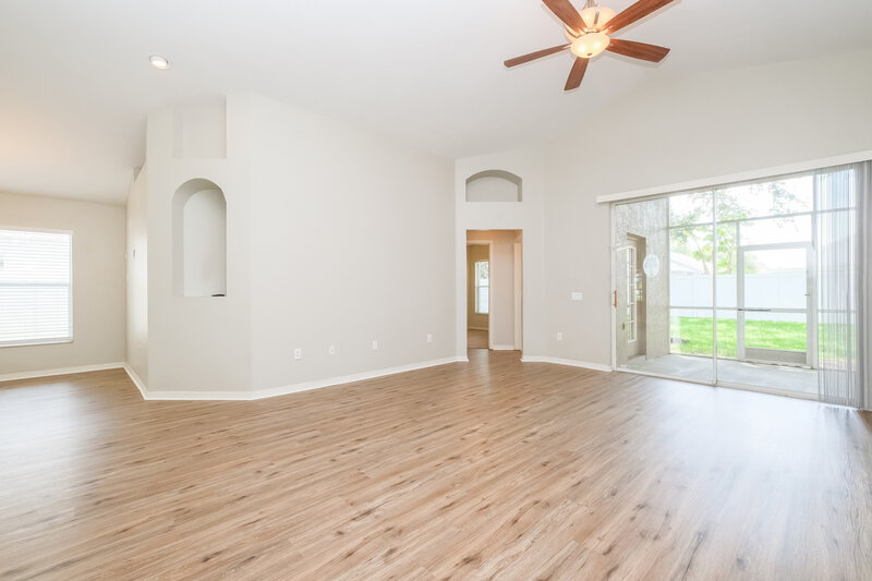2,315/Mo, 9339 Hidden Water Cir Riverview, FL 33578 Living Room View