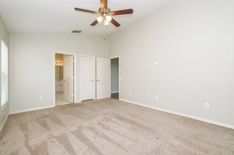 2,315/Mo, 9339 Hidden Water Cir Riverview, FL 33578 Main Bedroom View 2