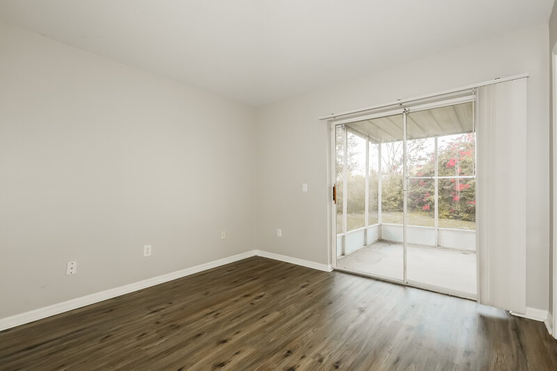 1,925/Mo, 1036 Lake Shore Ranch Dr Seffner, FL 33584 Bedroom View