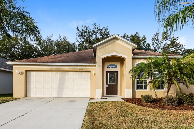 1,960/Mo, 35107 Meadow Reach Dr Zephyrhills, FL 33541 External View