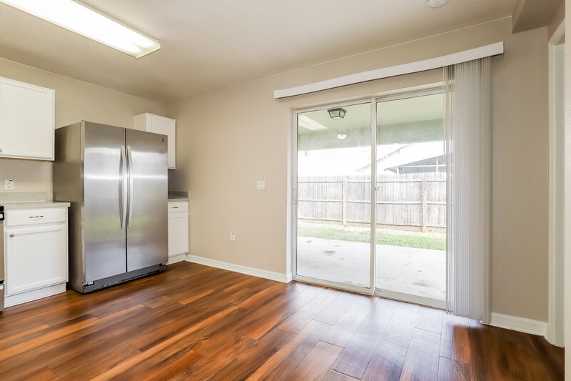 2,005/Mo, 11758 Mango Cross Ct Seffner, FL 33584 Dining Room View