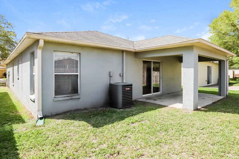 2,005/Mo, 11758 Mango Cross Ct Seffner, FL 33584 Rear View