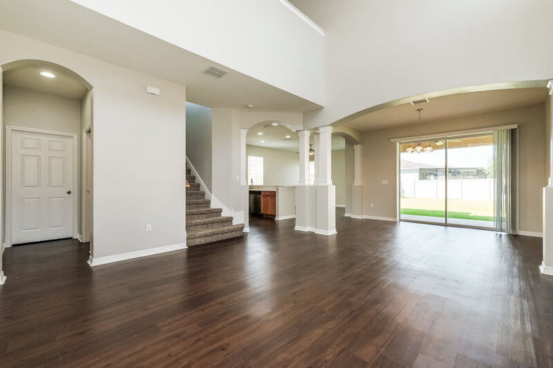 2,480/Mo, 11209 Wembley Landing Dr Lithia, FL 33547 Living Room View 2