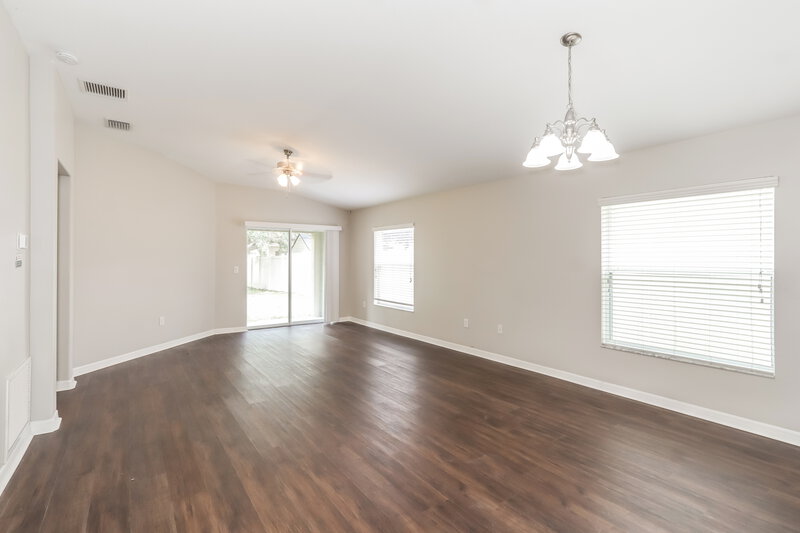 3,420/Mo, 7334 Lumber Port Dr Ruskin, FL 33573 Dining Room View