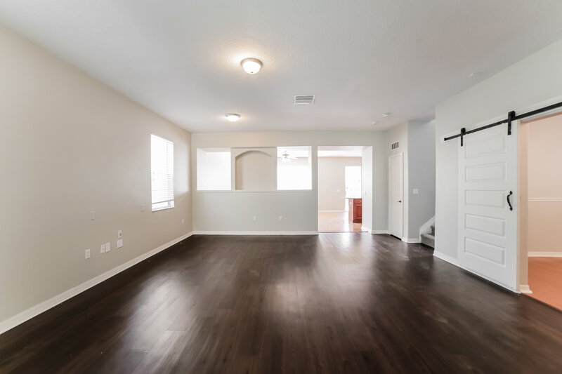 2,195/Mo, 12113 Fern Haven Ave Gibsonton, FL 33534 Living Room View