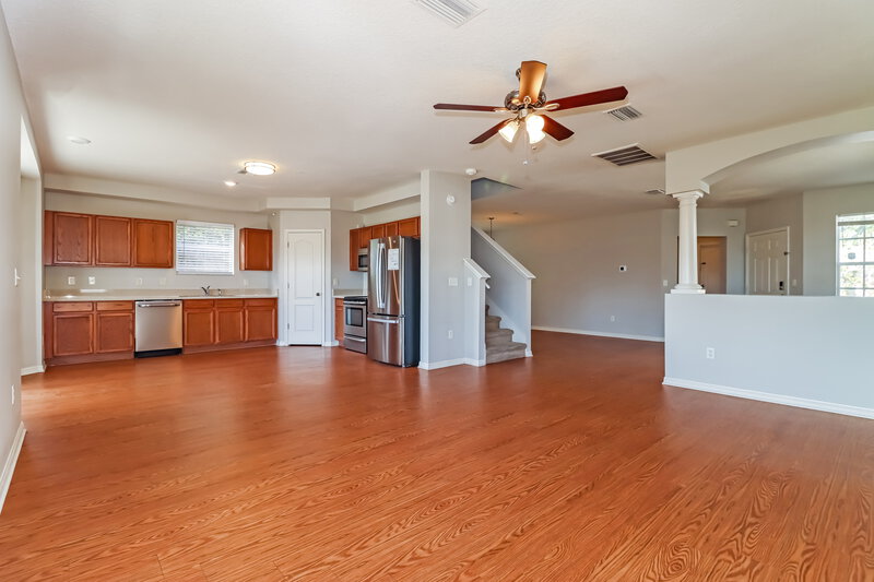 2,385/Mo, 8040 Canterbury Lake Blvd Tampa, FL 33619 Living Room View