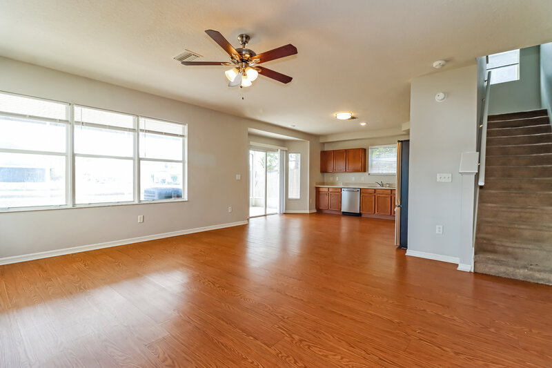 2,385/Mo, 8040 Canterbury Lake Blvd Tampa, FL 33619 Kitchen View