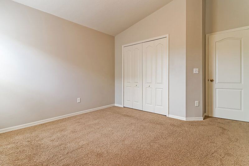 2,385/Mo, 8040 Canterbury Lake Blvd Tampa, FL 33619 Bedroom View 3