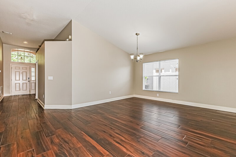 2,180/Mo, 31422 Wrencrest Dr Wesley Chapel, FL 33543 Living Room View 2