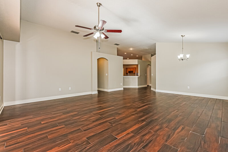 2,180/Mo, 31422 Wrencrest Dr Wesley Chapel, FL 33543 Living Room View 3