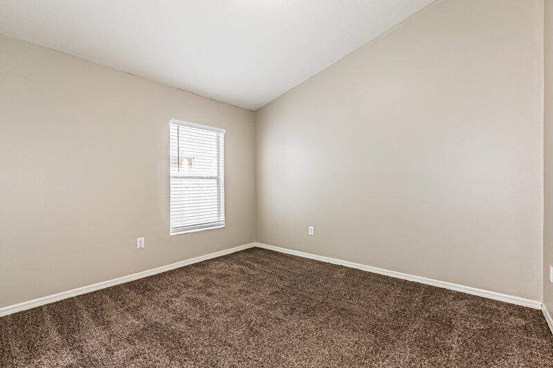 2,180/Mo, 31422 Wrencrest Dr Wesley Chapel, FL 33543 Bedroom View 2