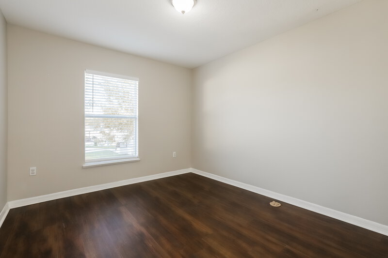 2,270/Mo, 9852 Ashburn Lake Dr Tampa, FL 33610 Bedroom View 2