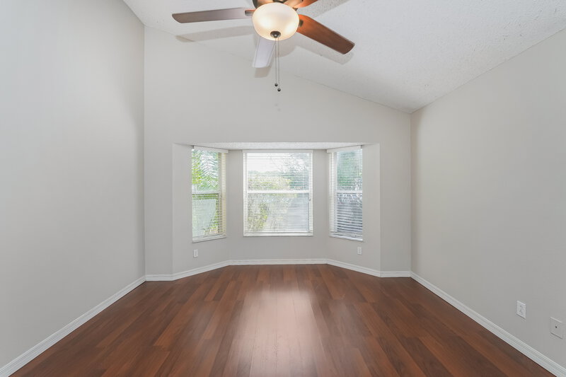 4,060/Mo, 10247 Oasis Palm Dr Tampa, FL 33615 Main Bedroom View