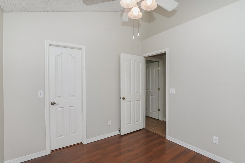 4,060/Mo, 10247 Oasis Palm Dr Tampa, FL 33615 Bedroom View 2