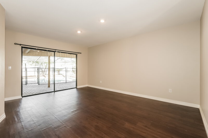 3,310/Mo, 5337 Northdale Blvd Tampa, FL 33624 Living Room View