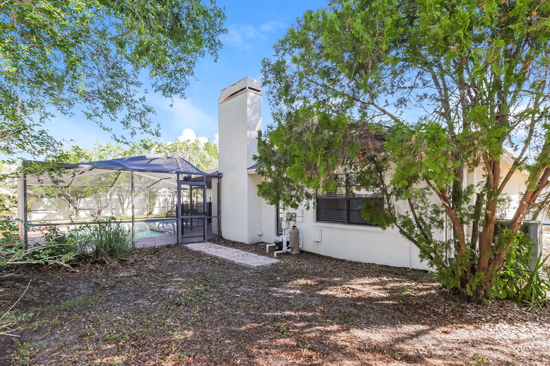 3,310/Mo, 5337 Northdale Blvd Tampa, FL 33624 Rear View 2