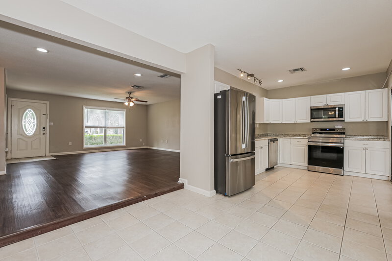 1,970/Mo, 5146 Londonderry Ln Wesley Chapel, FL 33543 Dining Room View 2