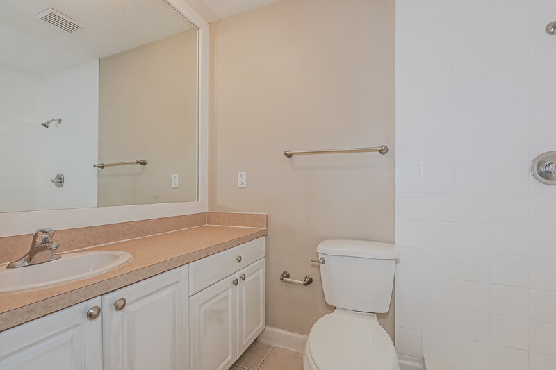 1,970/Mo, 5146 Londonderry Ln Wesley Chapel, FL 33543 Bathroom View
