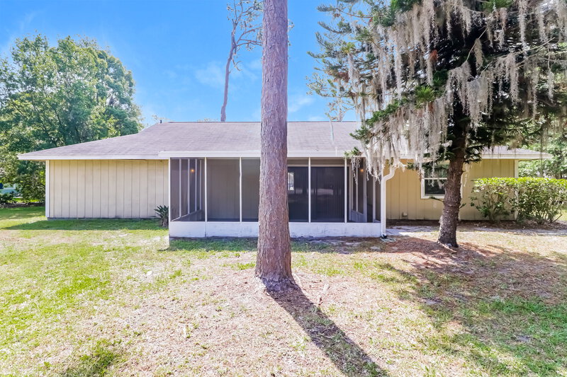 2,010/Mo, 5146 Londonderry Ln Wesley Chapel, FL 33543 Rear View