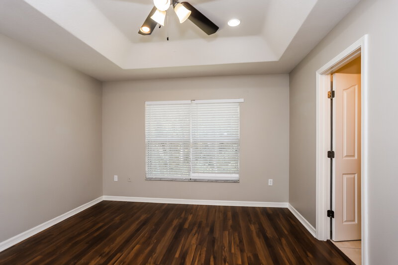 1,960/Mo, 10850 KENSINGTON PARK AVE Riverview, FL 33578 Main Bedroom View 3