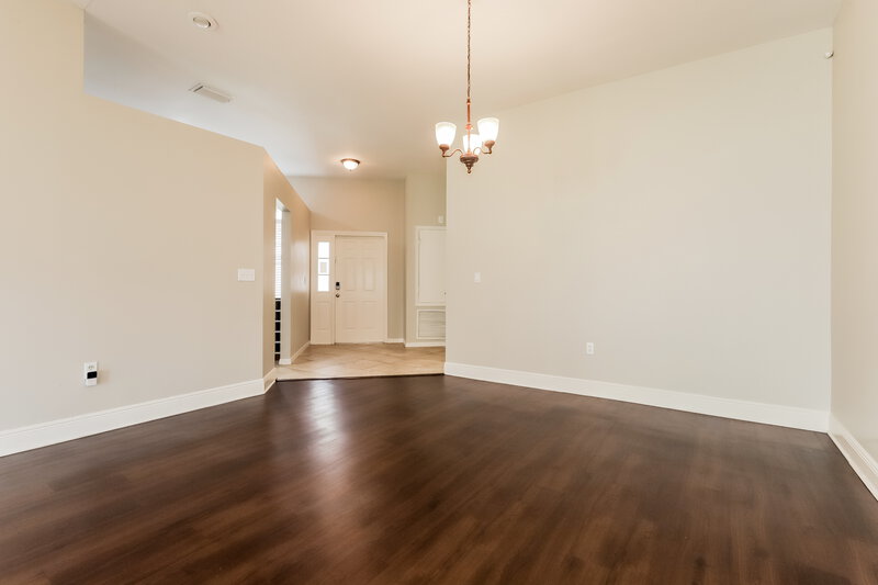 1,930/Mo, 5139  LOCHMEAD TERR Zephyrhills, FL 33541 Dining Room View