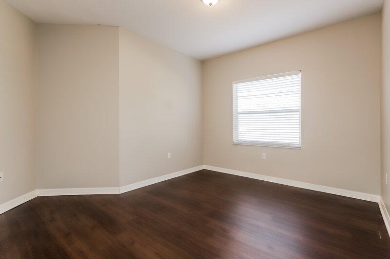 1,930/Mo, 5139  LOCHMEAD TERR Zephyrhills, FL 33541 Bedroom View