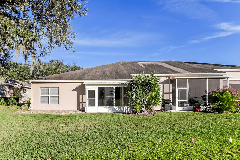 1,930/Mo, 5139  LOCHMEAD TERR Zephyrhills, FL 33541 Rear View