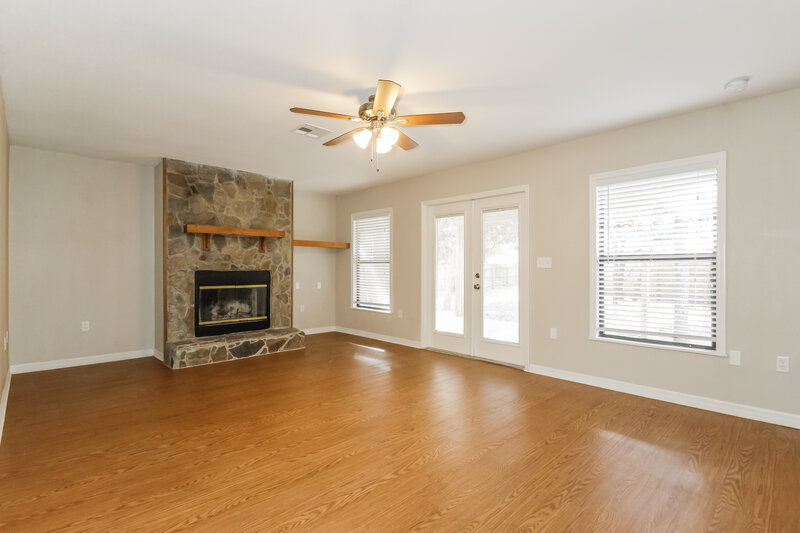 1,820/Mo, 411 Leafy Way Ave Spring Hill, FL 34606 Living Room View 2