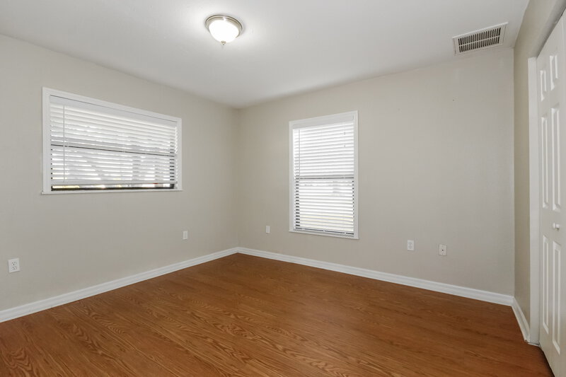 1,820/Mo, 411 Leafy Way Ave Spring Hill, FL 34606 Bedroom View