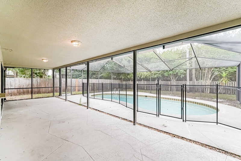 3,375/Mo, 3444 Brian Rd South Palm Harbor, FL 34685 Sun Room View