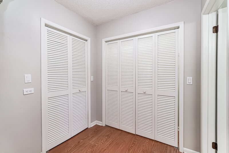 3,375/Mo, 3444 Brian Rd South Palm Harbor, FL 34685 Walk In Closet View