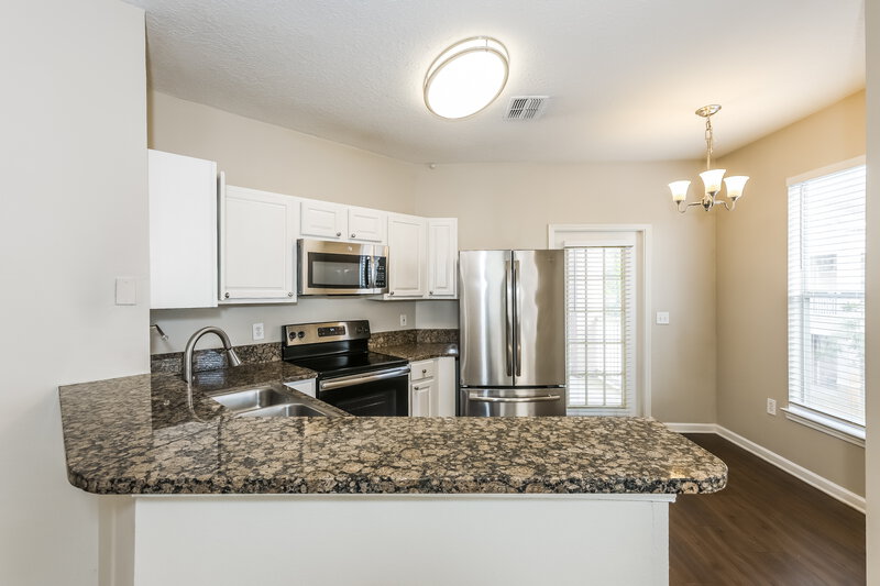 1,760/Mo, 17980 Villa Creek Dr Tampa, FL 33647 Kitchen View