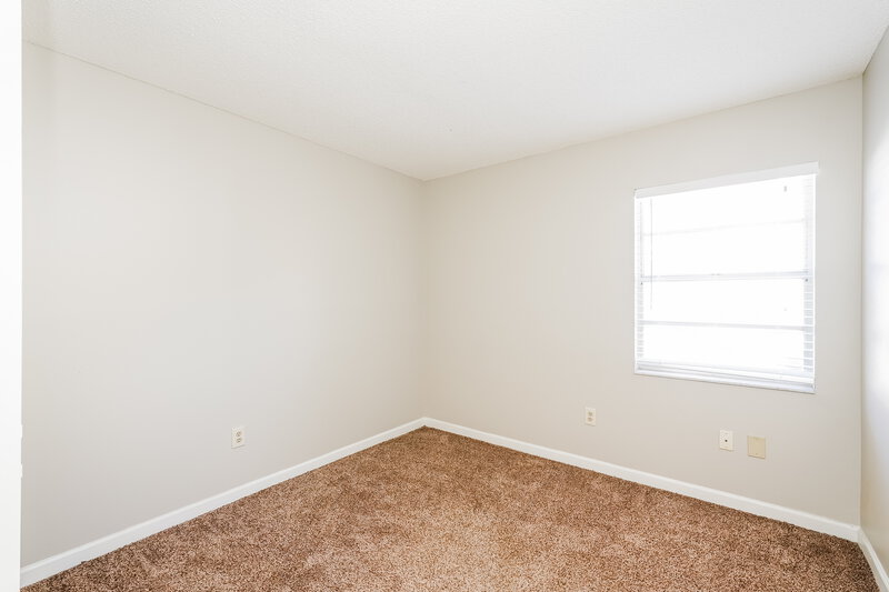 2,090/Mo, 12138 Fruitwood Dr Riverview, FL 33569 Bedroom View