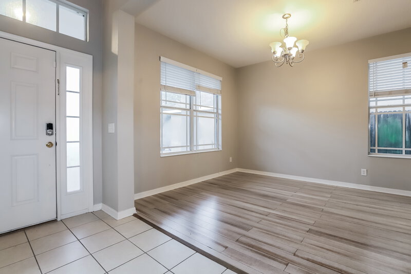 2,615/Mo, 403 Durham Shore Ct Apollo Beach, FL 33572 Dining Room View