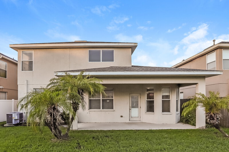 2,615/Mo, 403 Durham Shore Ct Apollo Beach, FL 33572 Rear View