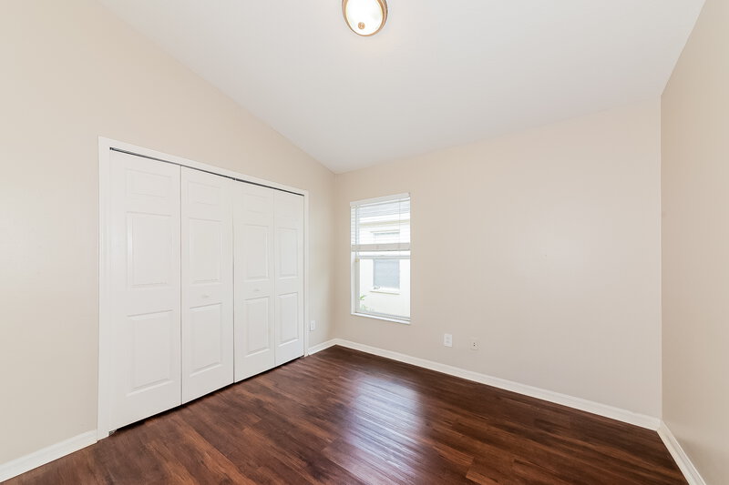 2,180/Mo, 7405 Oxford Garden Cir Apollo Beach, FL 33572 Bedroom View