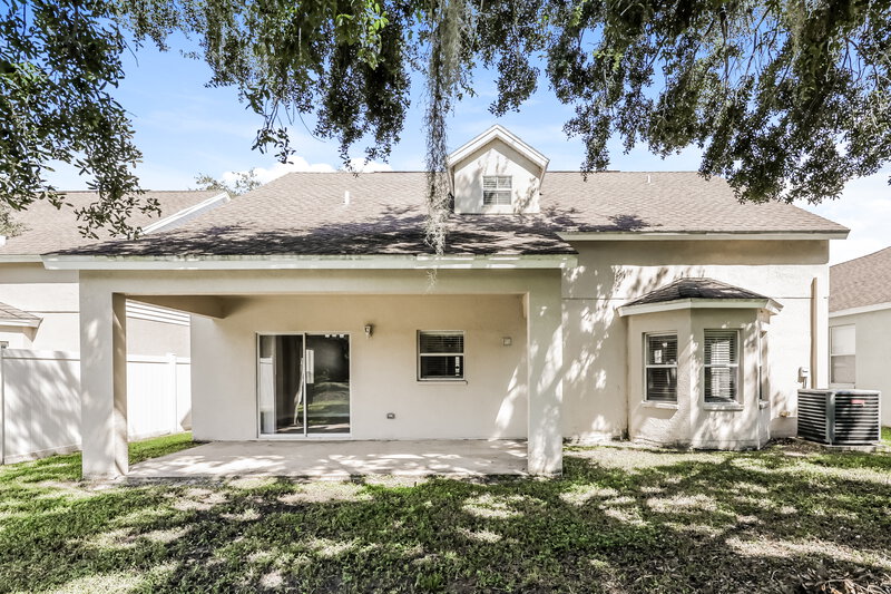 2,550/Mo, 8015 Terrace Ridge Dr Temple Terrace, FL 33637 Rear View