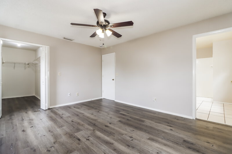 2,140/Mo, 10903 Carnelian Ln Riverview, FL 33578 Main Bedroom View