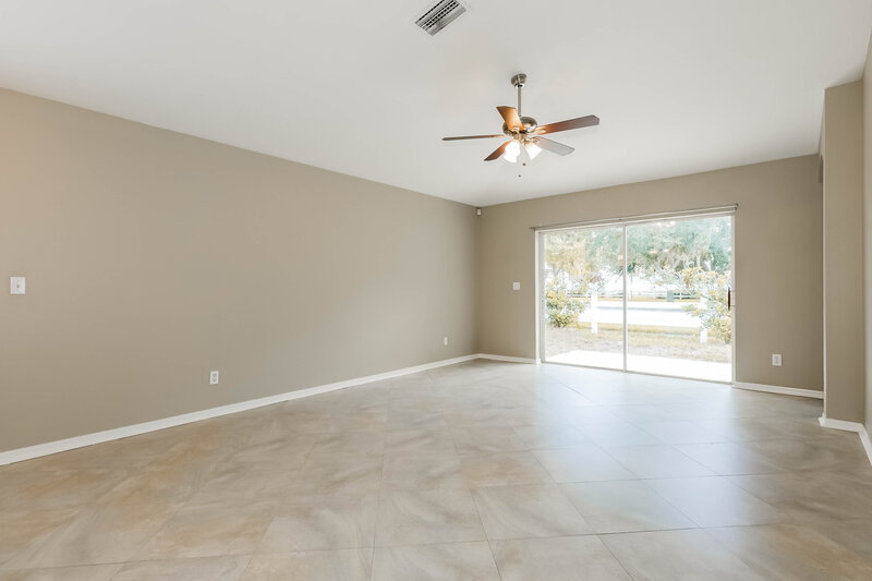1,945/Mo, 11210 Summer Star Dr Riverview, FL 33579 Living Room View